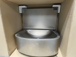 Hand wash sinks in s/s 